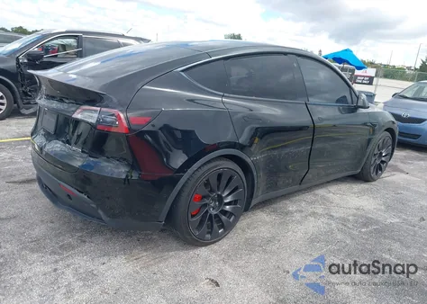 2022 Tesla Model Y Performance Dual Motor All-Wheel Drive from USA, damaged, VIN 7SAYGDEF2NF555644